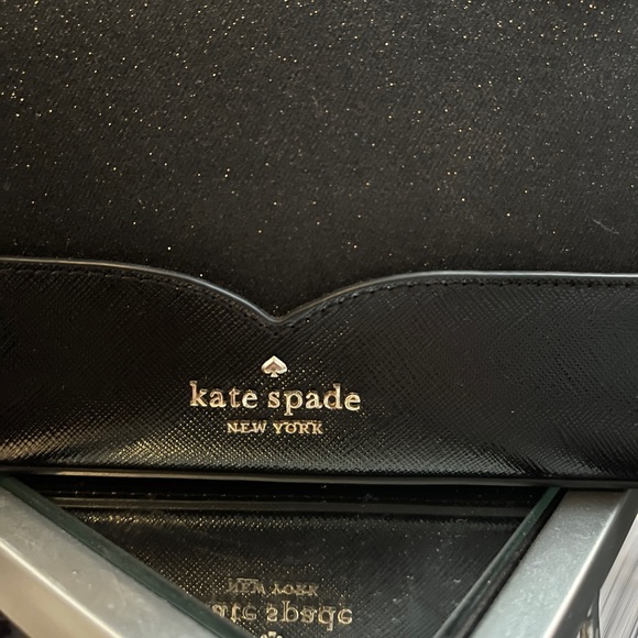 Kate Spade Lola Glitter🖤🖤🖤
Small Crossbody - Picture 3 of 8